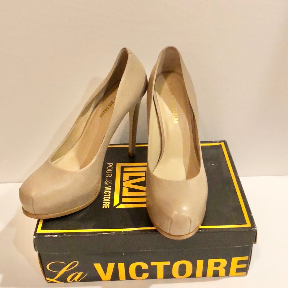 Pour La Victoire Heels - Picture 1 of 13